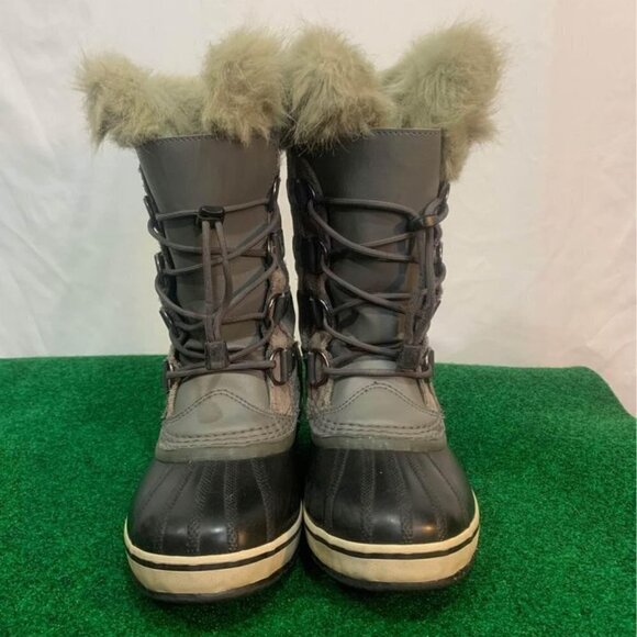 ❄️sorel tall leather waterproof winter boots. Size 4 adults. Gray/black. E… - Picture 3 of 10